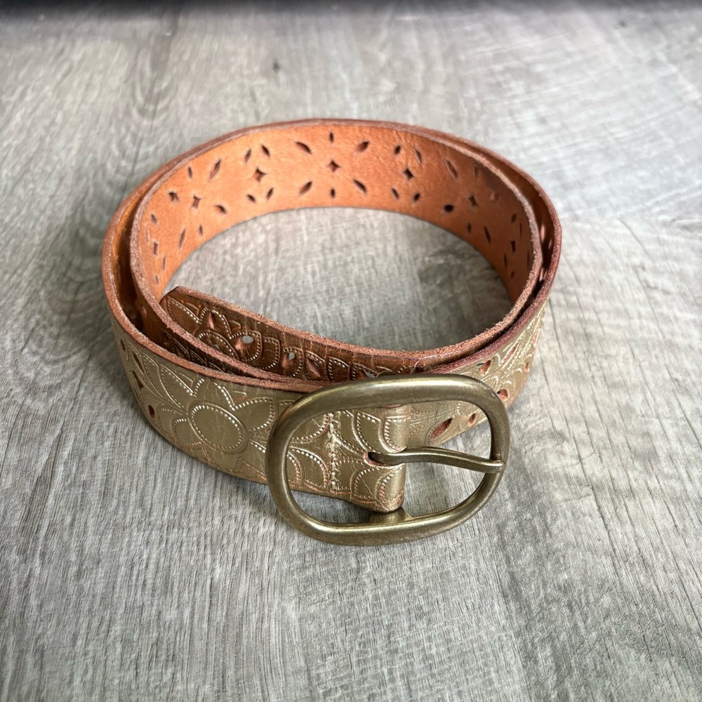 Fossil Tan and Gold Floral Belt